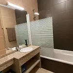 Oura Oasis A - Shared Pool - 4 Guests - Appartamento *