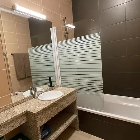 Oura Oasis A - Shared Pool - 4 Guests - Διαμέρισμα *